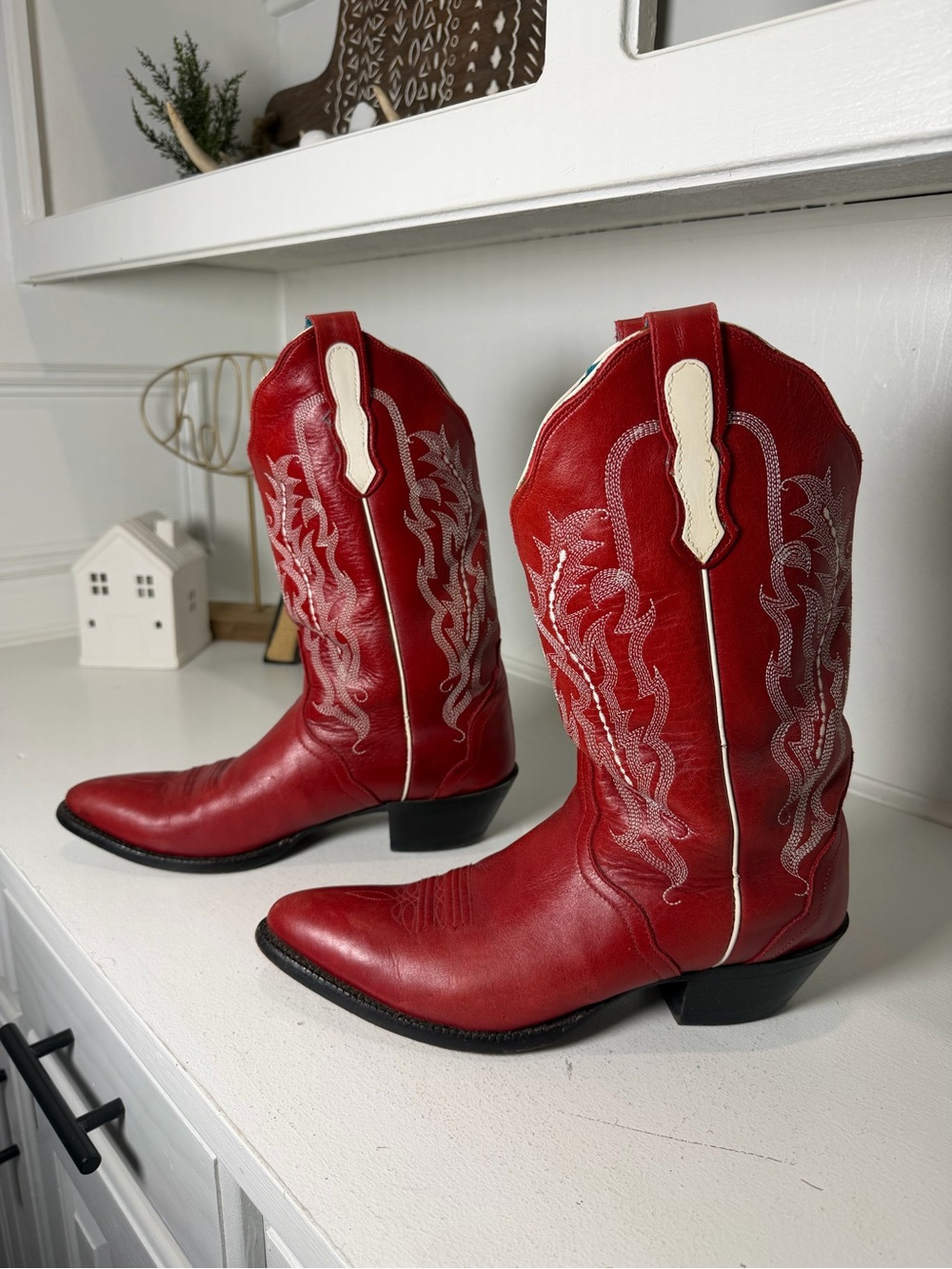 Nocona Womens 9B Red Leather Cowboy Boots Vintage Western Cowgirl Embroidered
